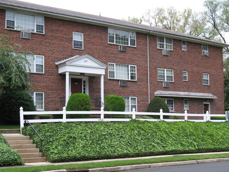 Oak Terrace Hekemian & Co.